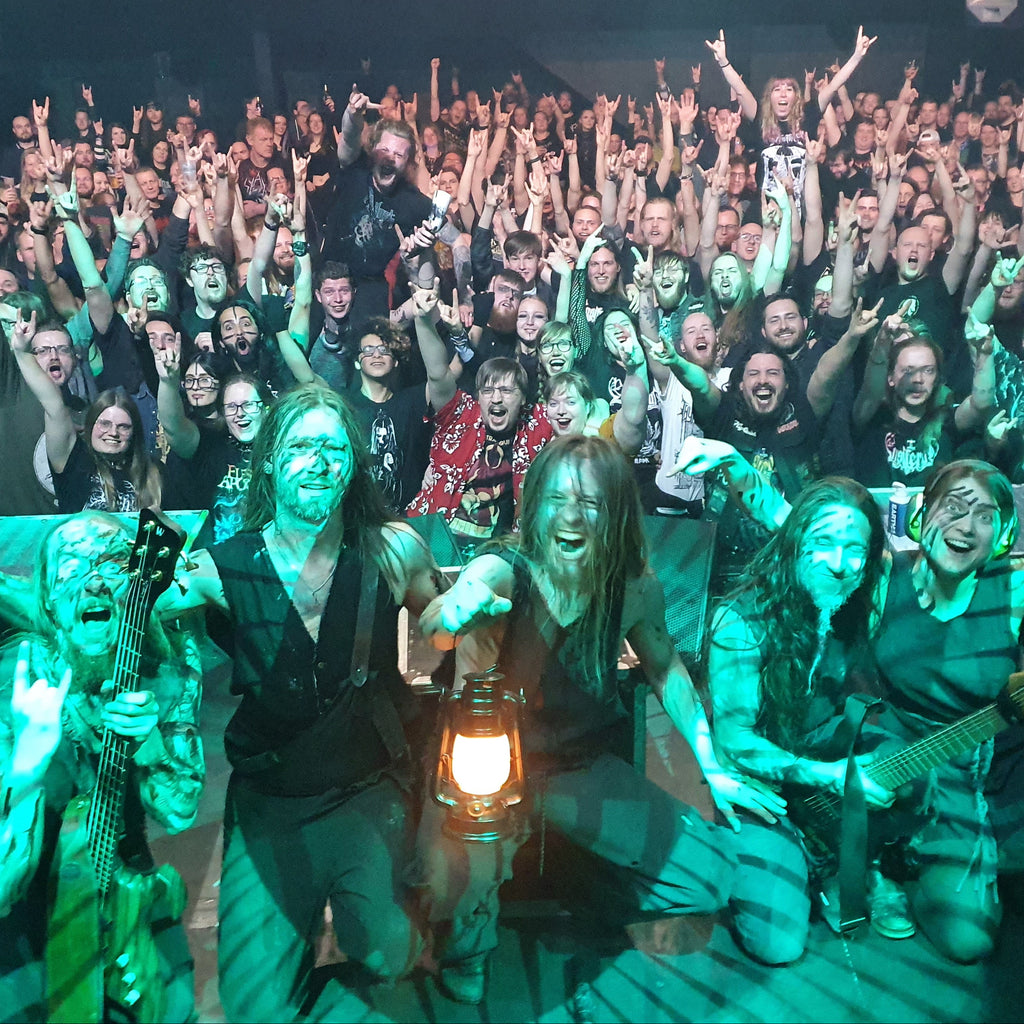 THE Hand Lantern (EXCLUSIVE)